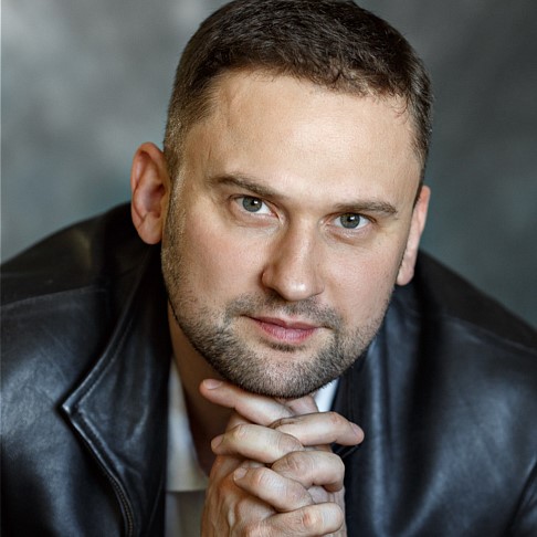 Роман Гацко